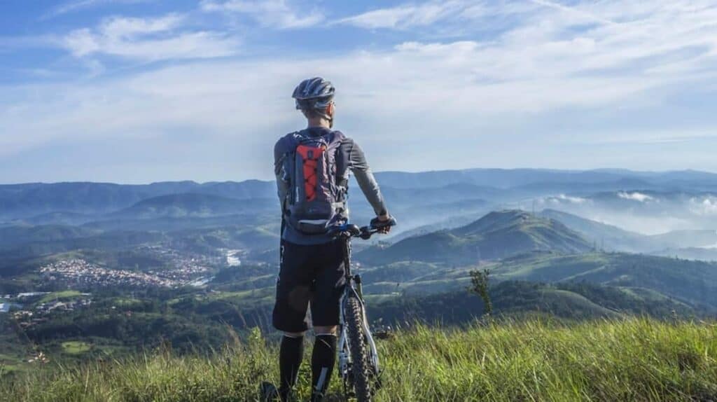 Le bici a idrogeno potrebbero rappresentare il futuro della mobilità sostenibile: ecco tutto quello che devi sapere.